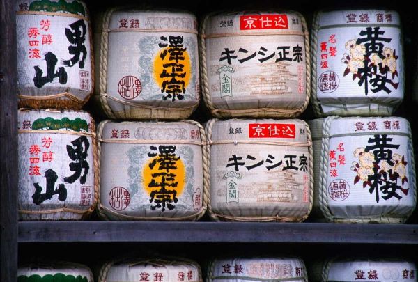 Ross, Nancy ,  Steve 아티스트의 Japan, Tokyo Barrels of sake작품입니다.
